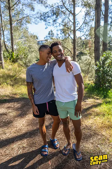 Asher a Landon: Hvězdy Sean Cody v horké scéně – fotka 4 z 20