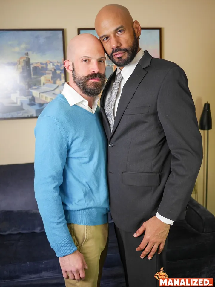 Saul Leinad e Mickey Carpathio: Gay Anal Hardcore Bem Dotado 21