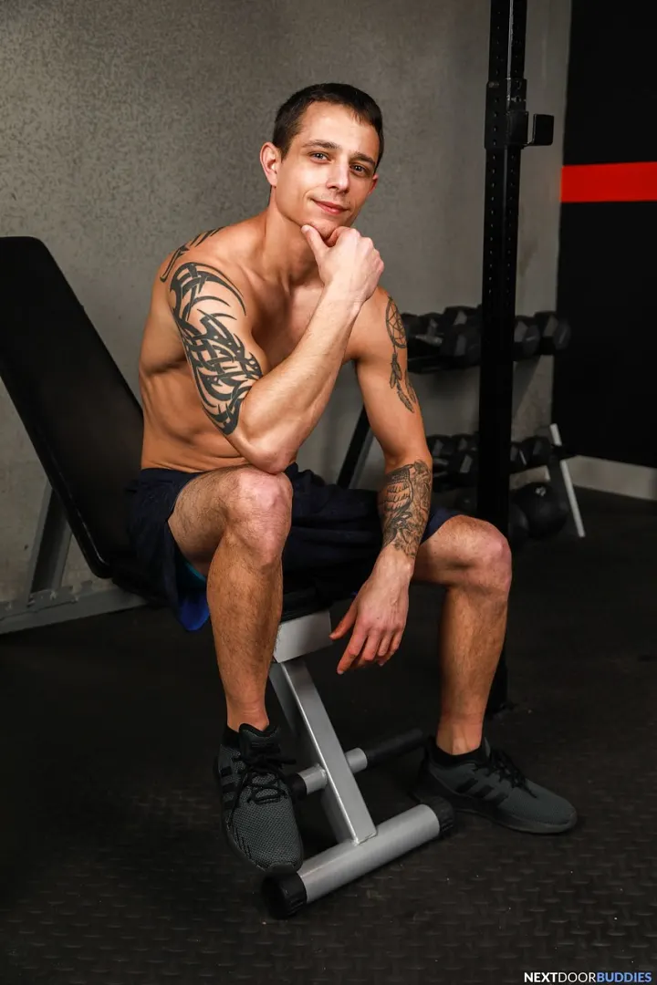 Gym Buddies Kyle Wyncrest & Phoenix Ocean Bareback Anal 6
