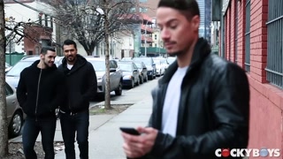 Skyy Knox dvostruka penetracija sa Aradom Winwinom i Boomerom Banksom