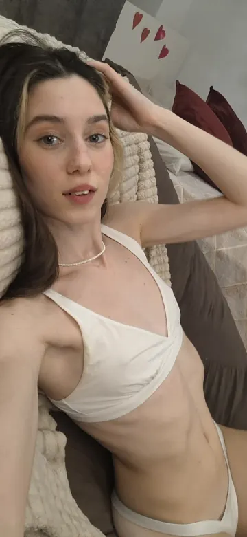 تسريب صور حصرية لـ شيلي بيري على OnlyFans – الصورة 4 من 17