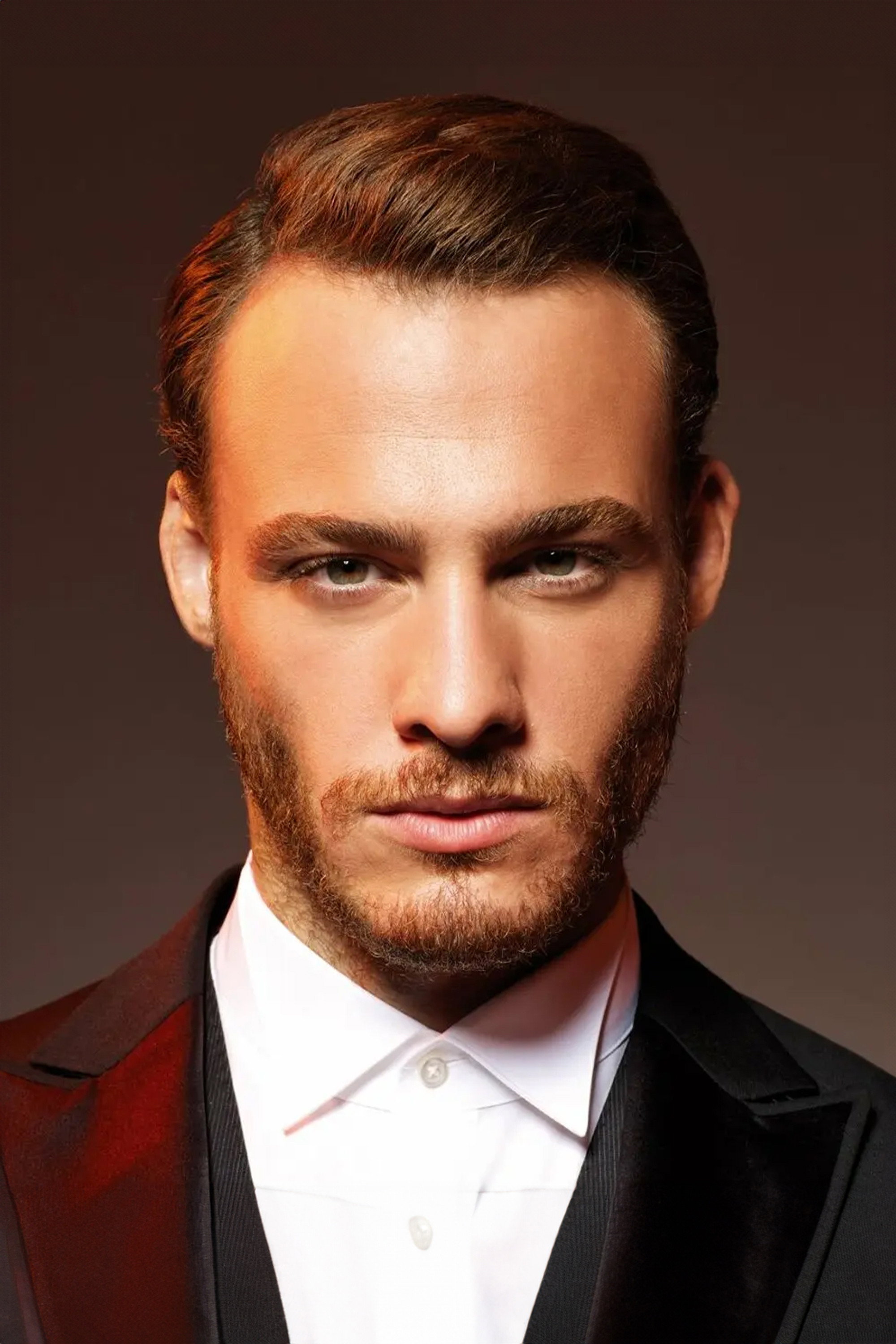 Kerem Bürsin — Portraits & Premieres