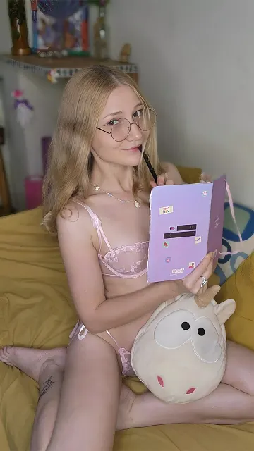 صور بالغة حصرية لفانيسا نوريس على OnlyFans – الصورة 9 من 10