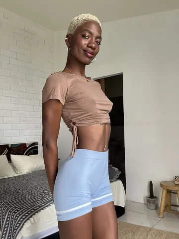 Colecție de foto nudă a creatorului OnlyFans Margo VV – poza 11 din 16