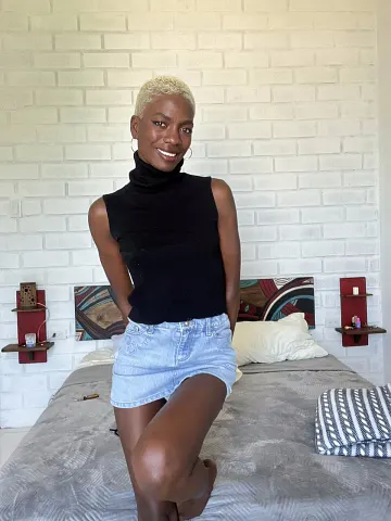 Colecție de foto nudă a creatorului OnlyFans Margo VV – poza 13 din 16