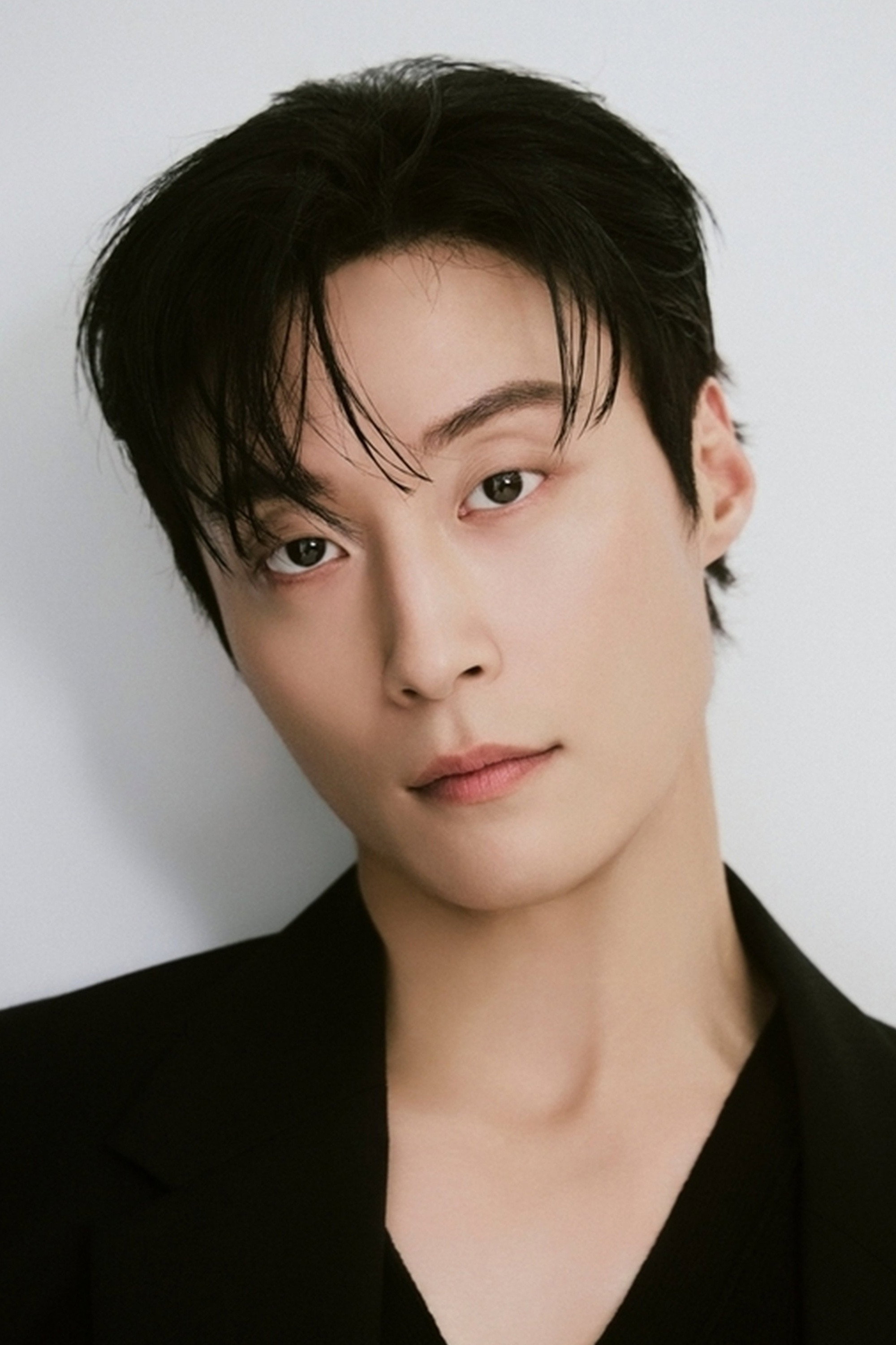 Heo Nam-jun — Portraits & Premieres