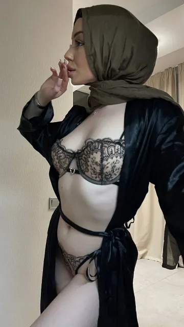 אוסף תוכן בלעדי של Inaya Nour ב-OnlyFans – תמונה 2 מתוך 21