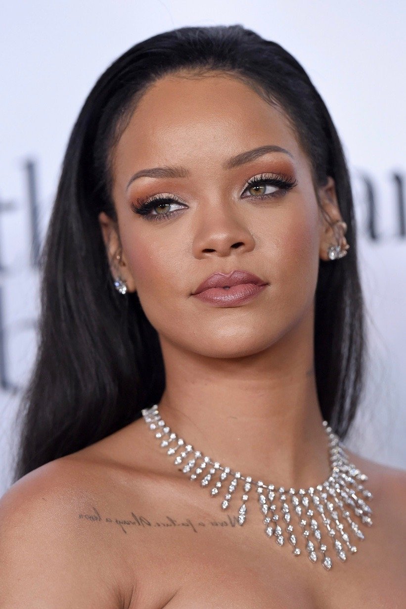 Rihanna — Stage & Spotlight