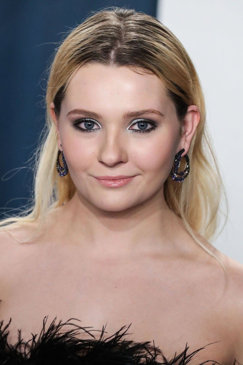Abigail Breslin — Red Carpet & Premieres