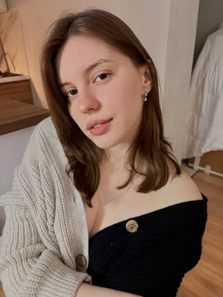 گالری اختصاصی علیزا گرنت در OnlyFans 15