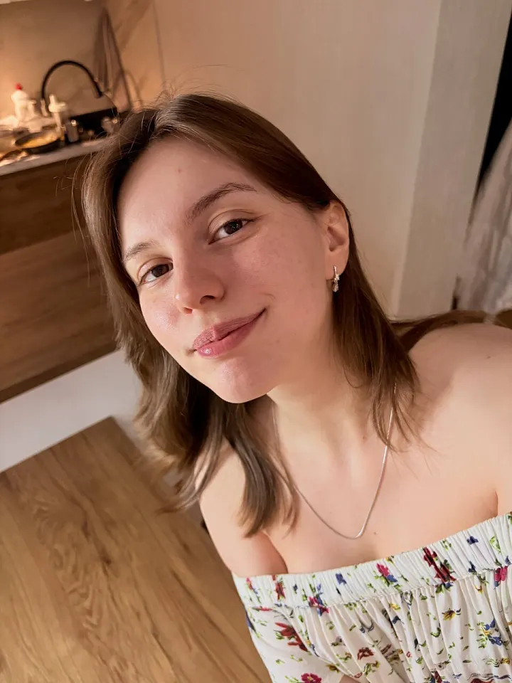 گالری اختصاصی علیزا گرنت در OnlyFans 18