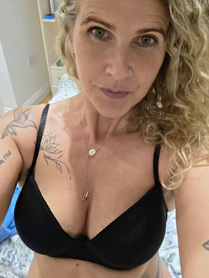 Stele OnlyFans mature: Experiența bate tineretea 4