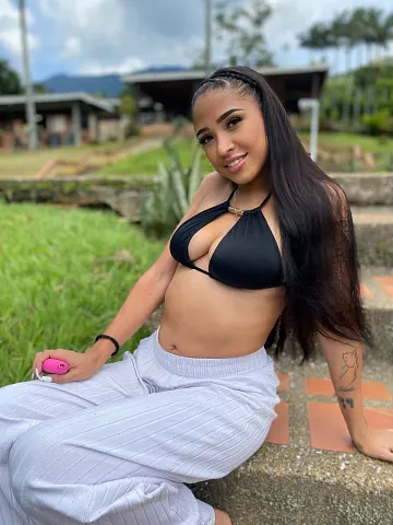 รูปภาพเฉพาะทางของ Sarah Lopez บน OnlyFans สำหรับผู้ใหญ่ – ภาพที่ 12 จาก 15
