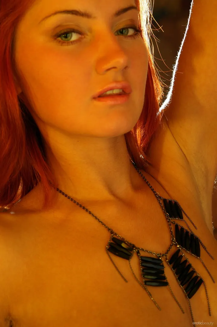 Tamina Erotische Schönheit Nacktfotos 20