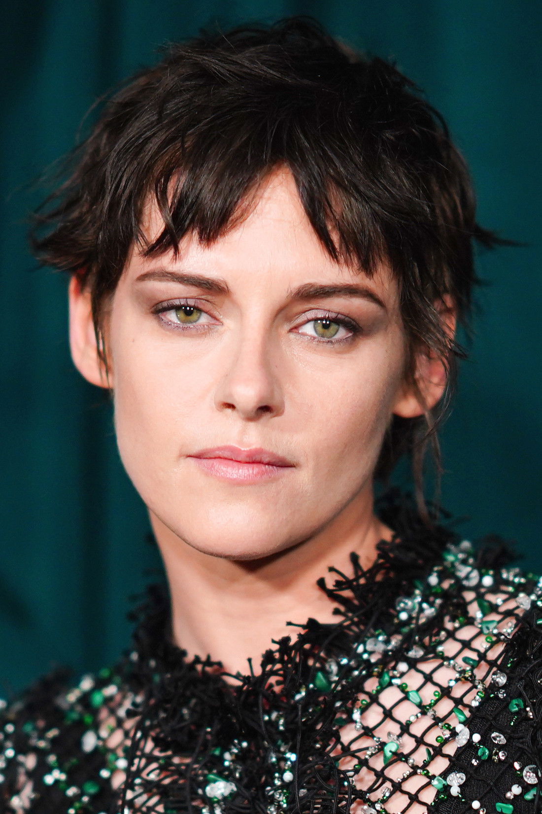 Kristen Stewart — Screen & Red Carpet